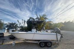 2019 Crevalle 24 HCO Bay Boat